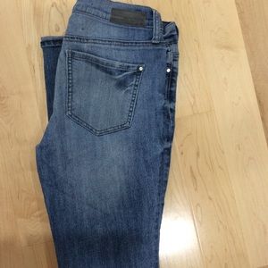 DKNY Jeans size 4
